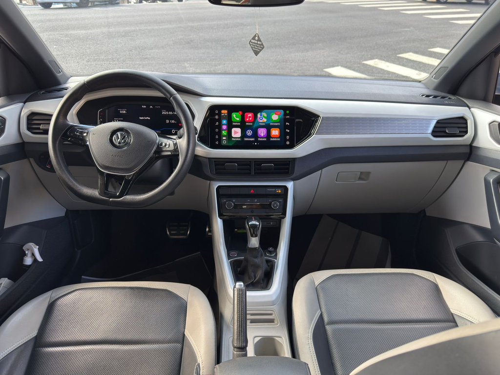 Volkswagen T-Cross Azul