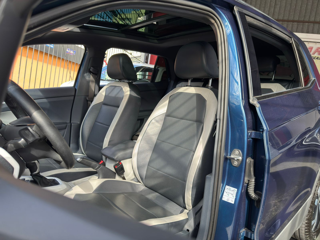 Volkswagen T-Cross Azul