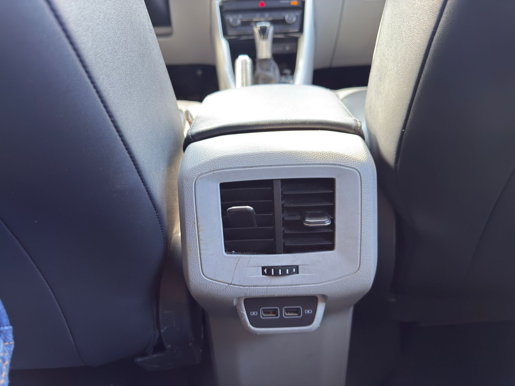 Volkswagen T-Cross Azul