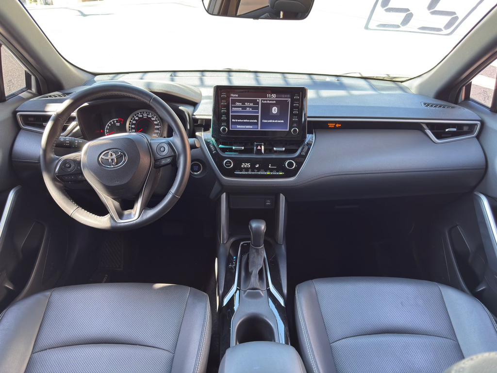 Toyota Corolla Cross Prata