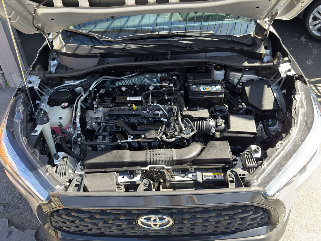 Toyota Corolla Cross Prata