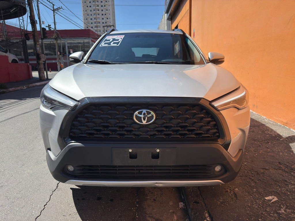 Toyota Corolla Cross Prata