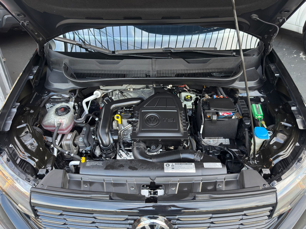 Volkswagen T-Cross Preto