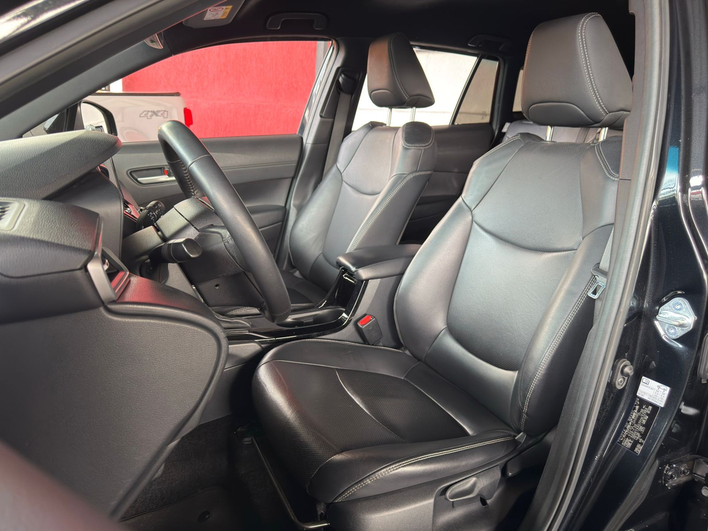 Toyota Corolla Cross Preto