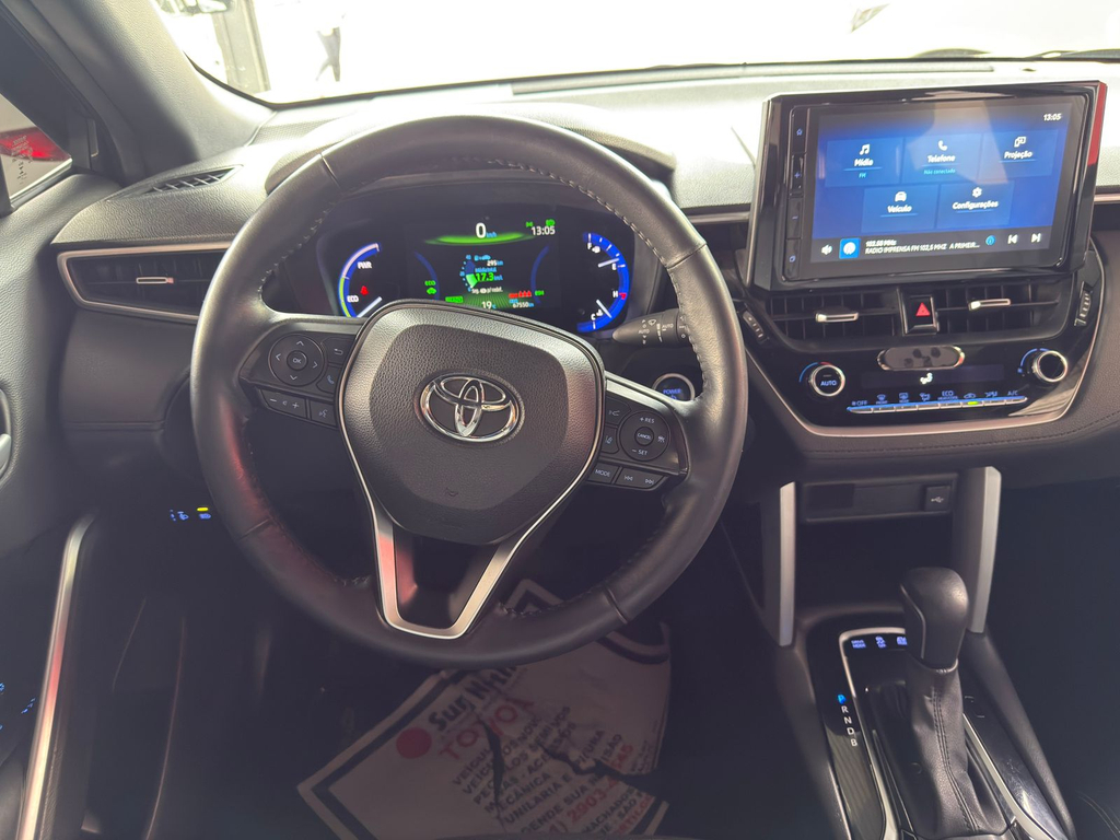 Toyota Corolla Cross Preto