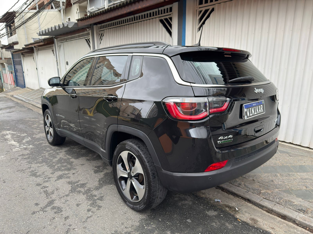 Jeep Compass Preto