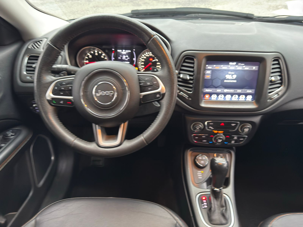 Jeep Compass Preto