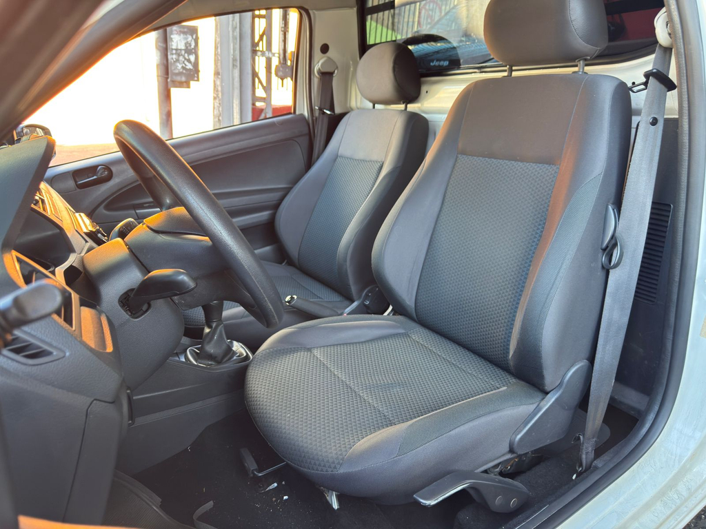 Volkswagen Saveiro Branco