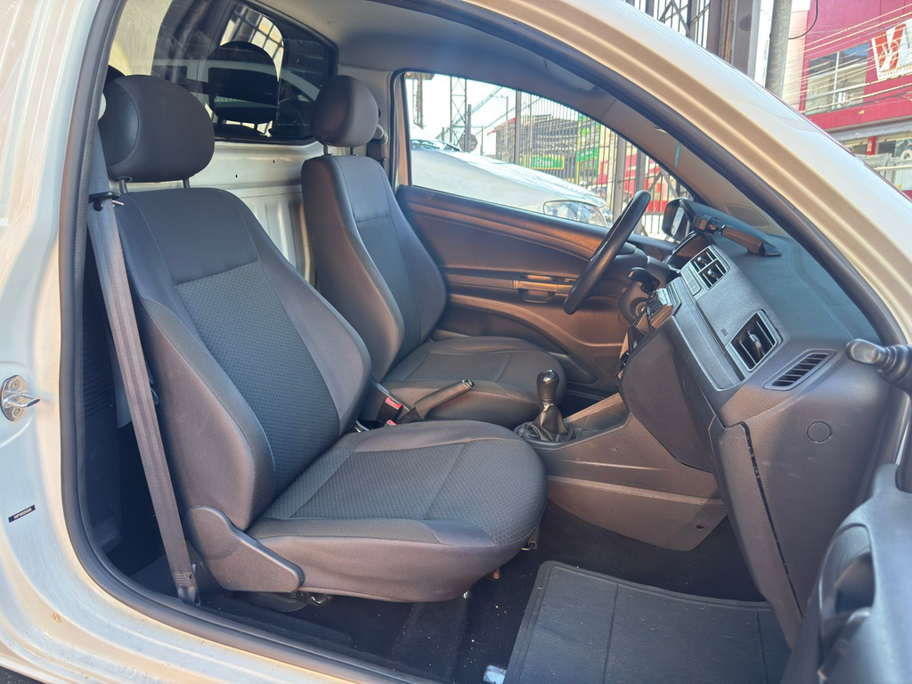 Volkswagen Saveiro Branco