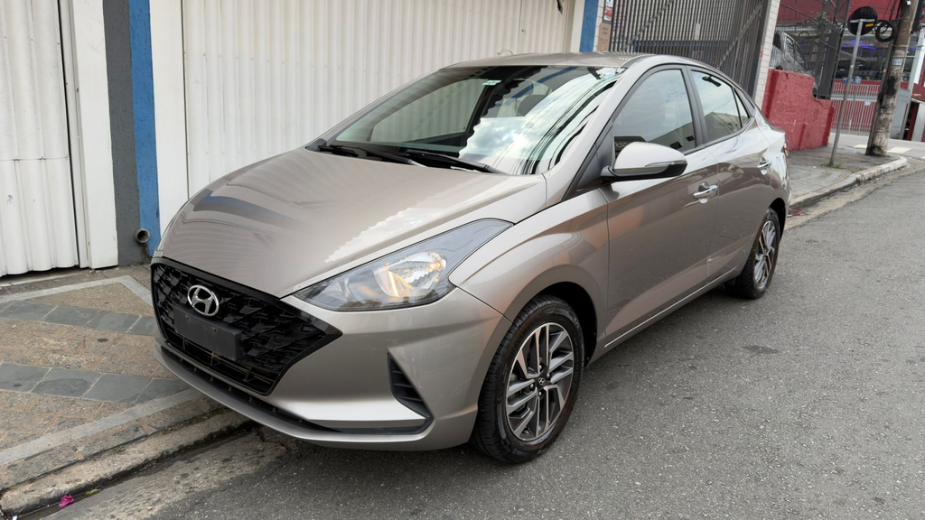 Hyundai HB20S Prata
