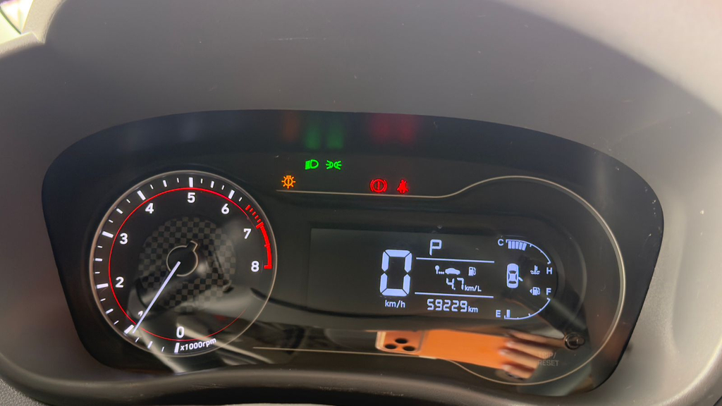 Hyundai HB20S Prata