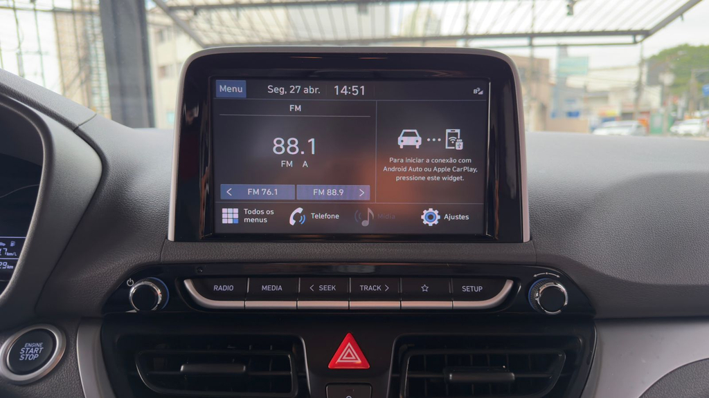 Hyundai HB20S Prata