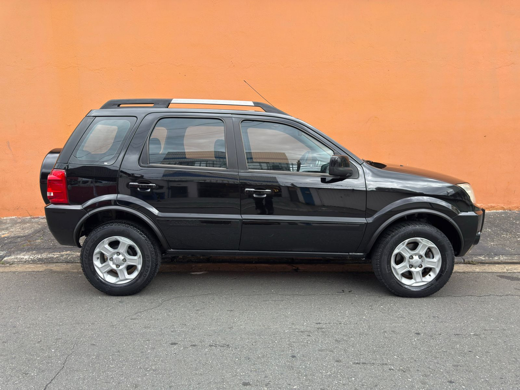 Ford EcoSport Preto