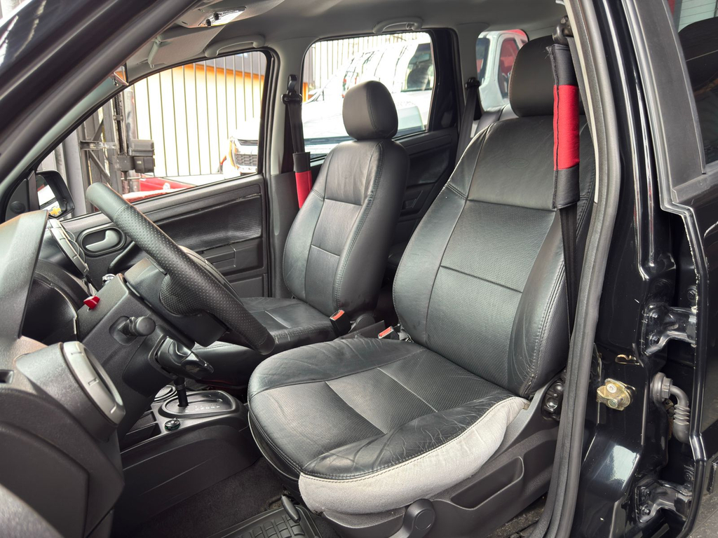 Ford EcoSport Preto
