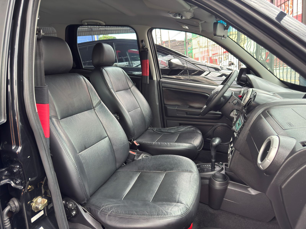 Ford EcoSport Preto