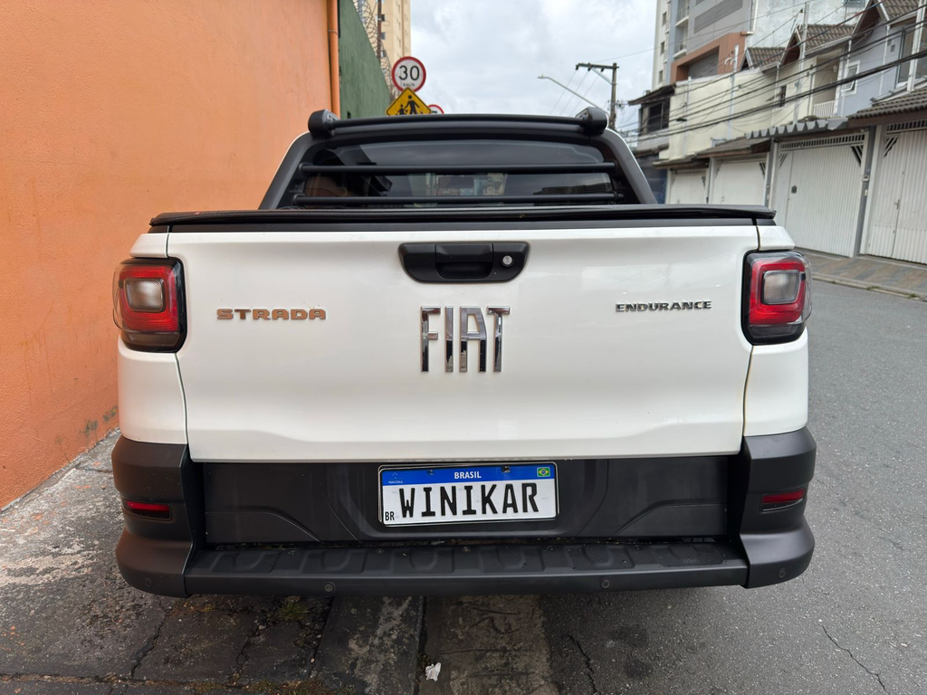 Fiat Strada Branco