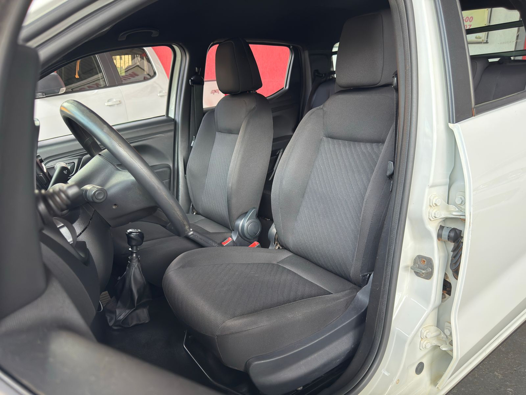Fiat Strada Branco