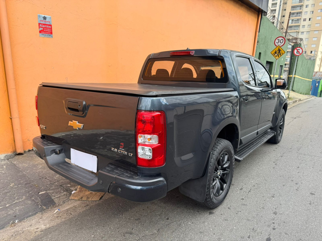 Chevrolet S10 Cabine Dupla Cinza