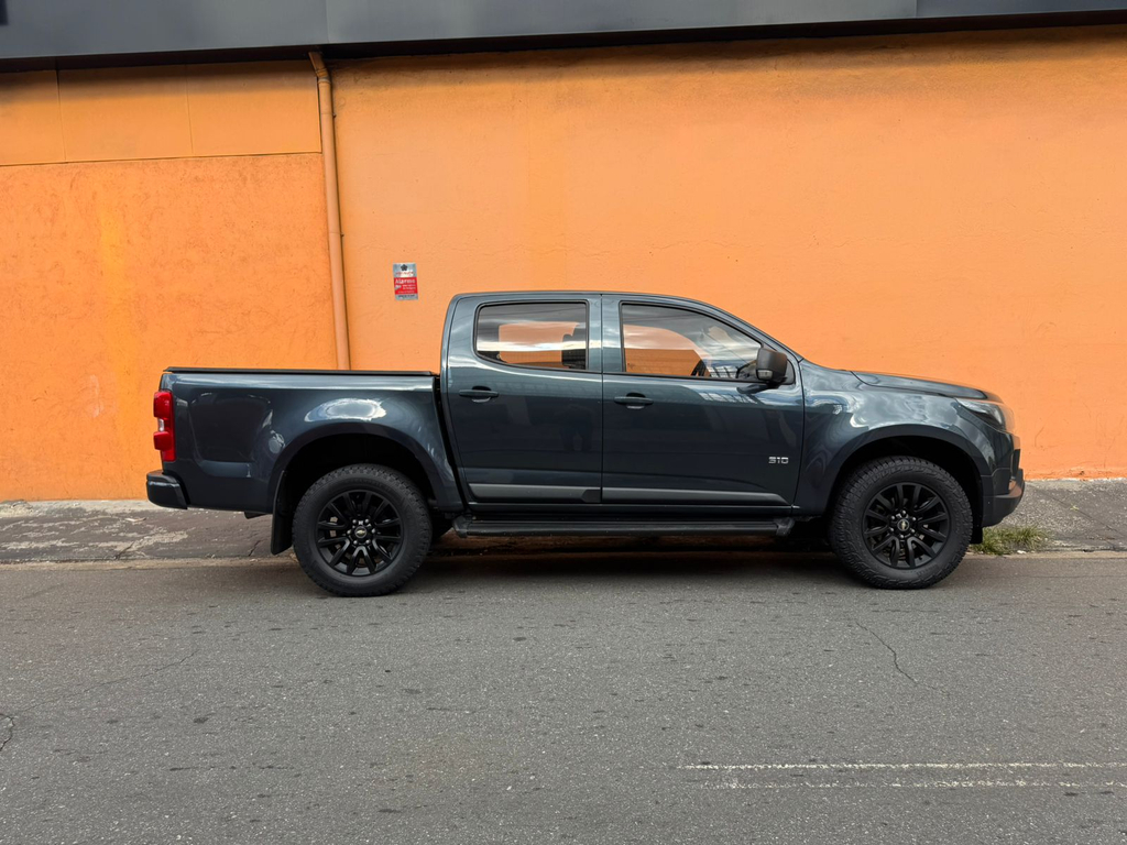 Chevrolet S10 Cabine Dupla Cinza