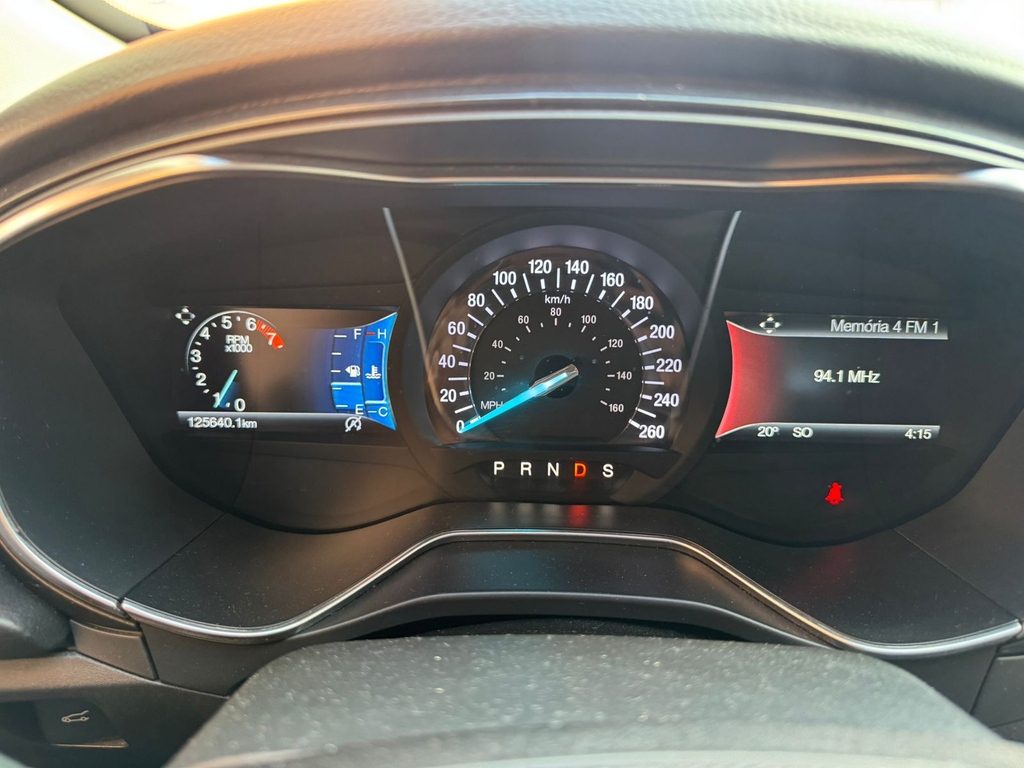Ford Fusion Branco