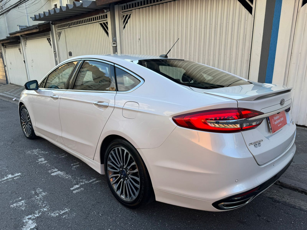 Ford Fusion Branco