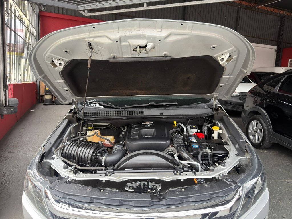Chevrolet S10 Cabine Simples Prata
