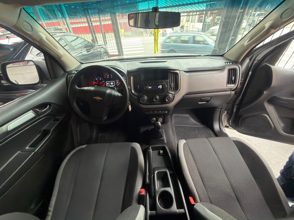 Chevrolet S10 Cabine Simples Prata