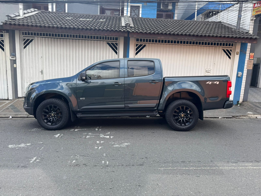 Chevrolet S10 Cabine Dupla Cinza