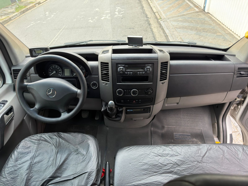 Mercedes Benz Sprinter 415 Branco