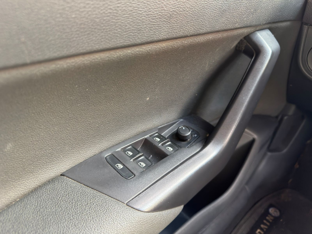 Volkswagen Nivus Preto