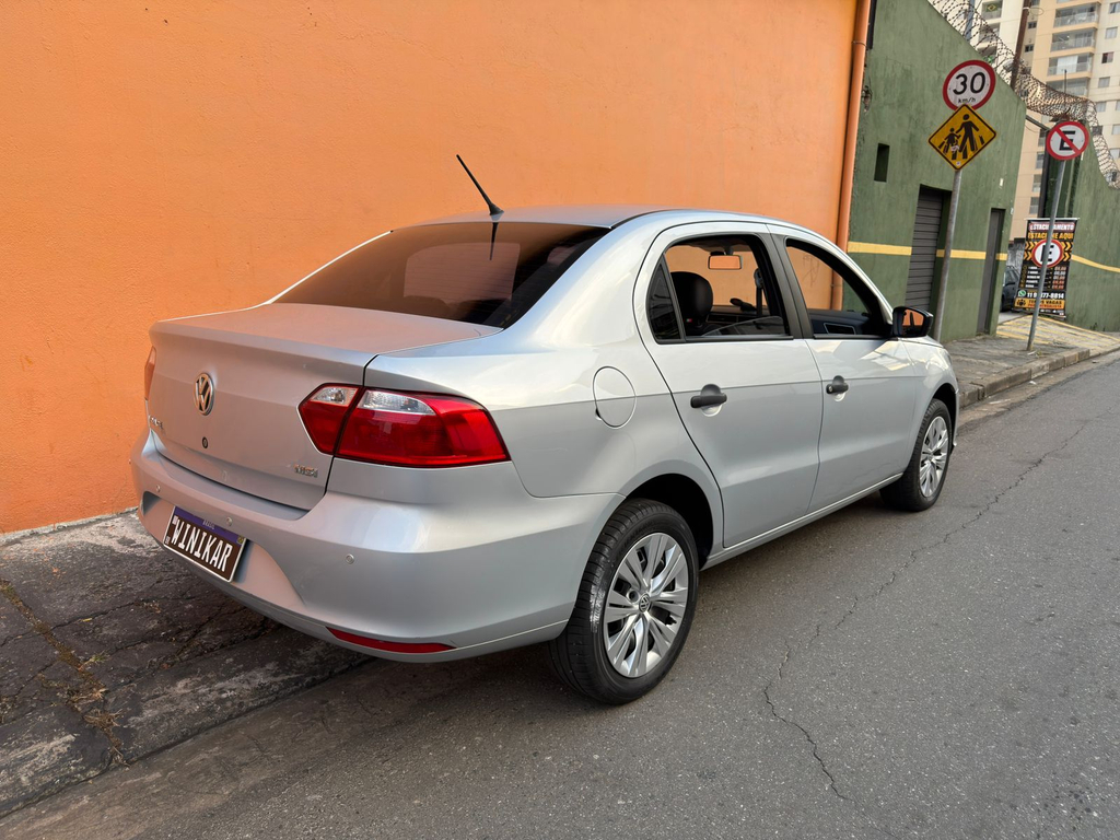 Volkswagen Voyage Prata