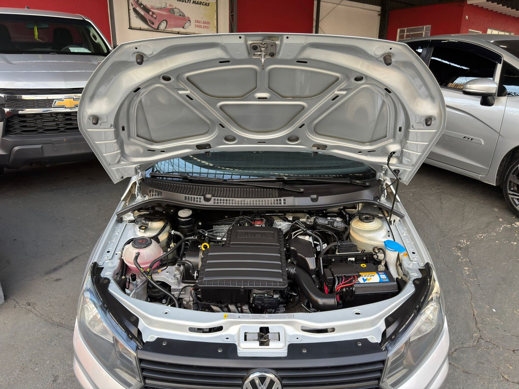 Volkswagen Voyage Prata