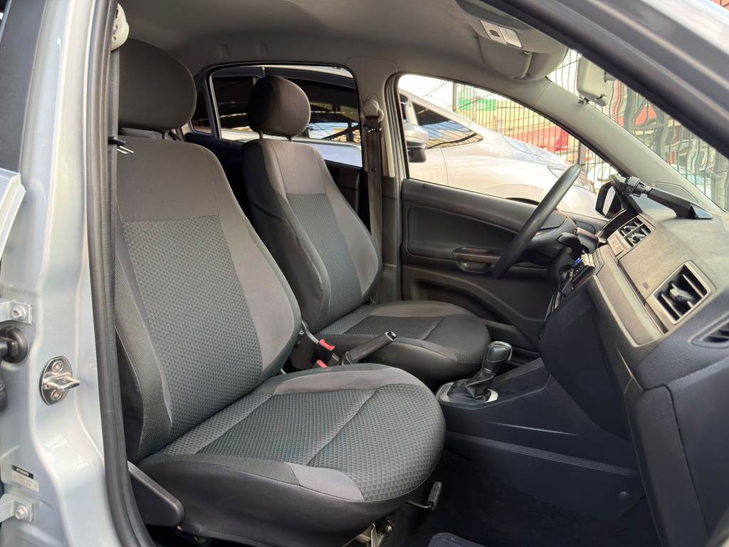 Volkswagen Voyage Prata