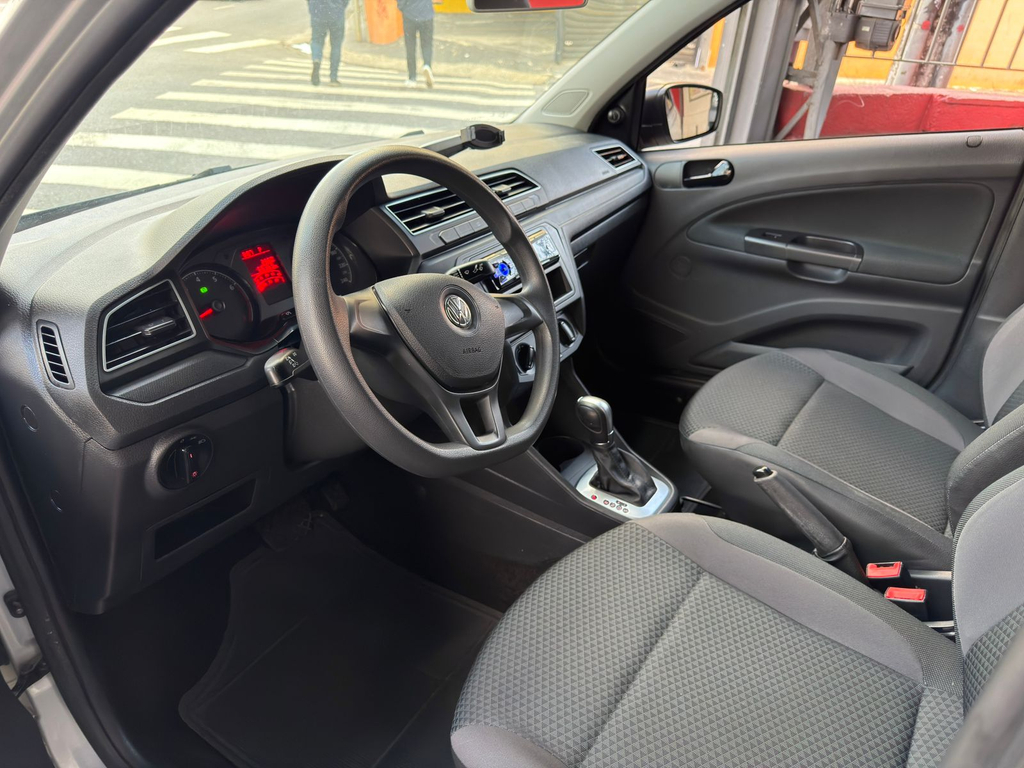 Volkswagen Voyage Prata