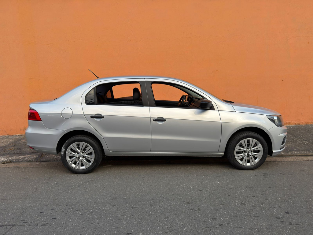 Volkswagen Voyage Prata