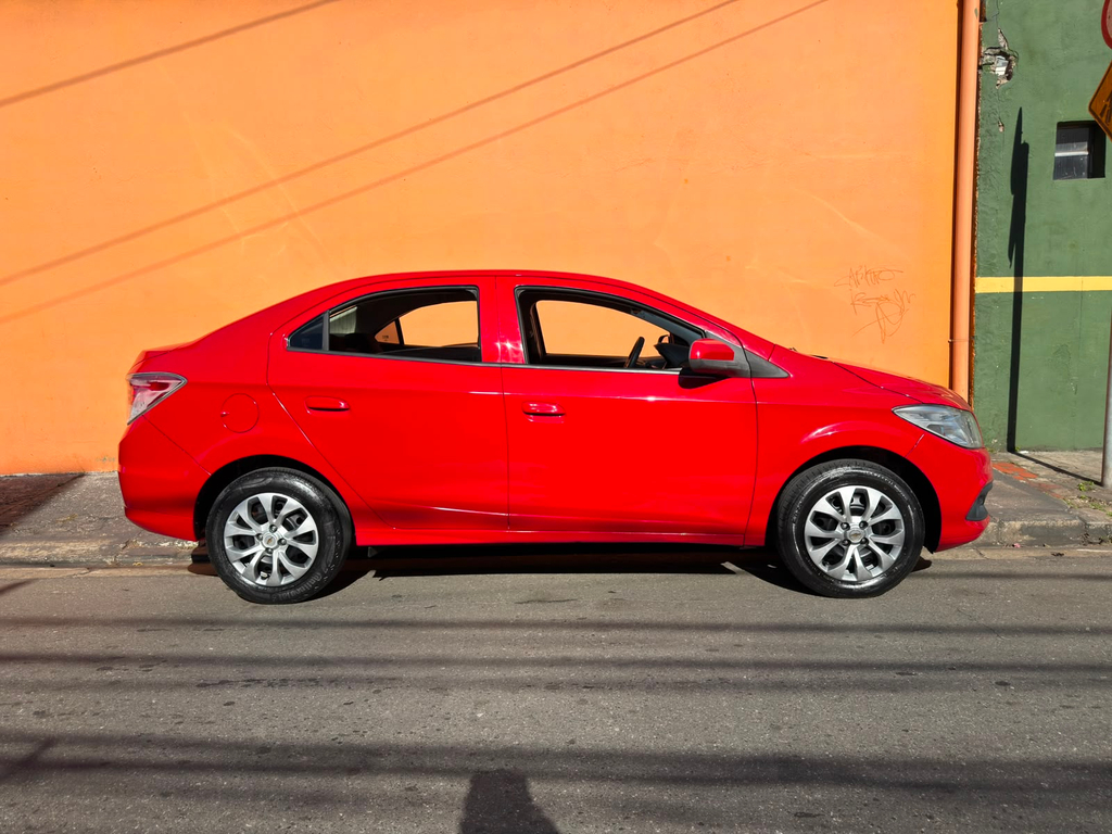 Chevrolet Prisma Vermelho