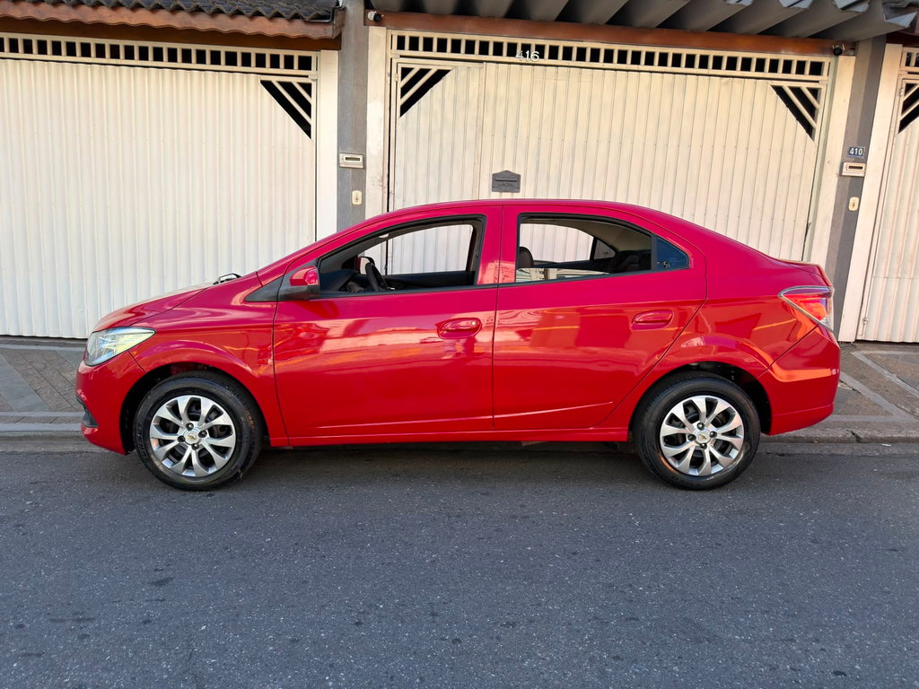 Chevrolet Prisma Vermelho