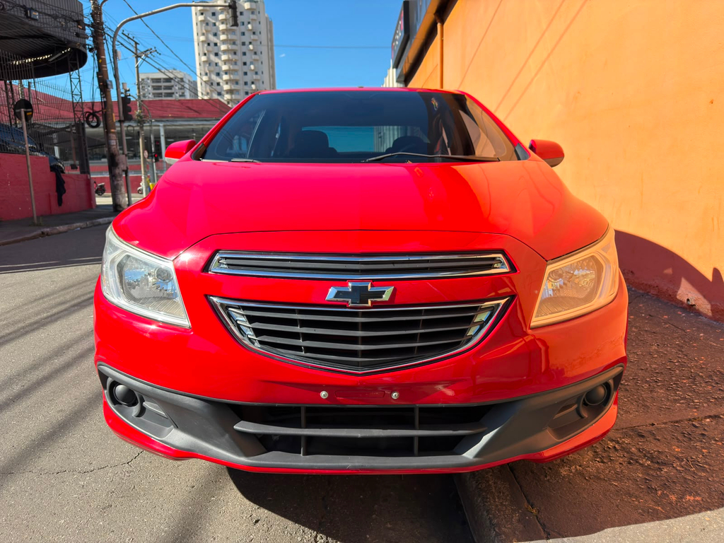 Chevrolet Prisma Vermelho