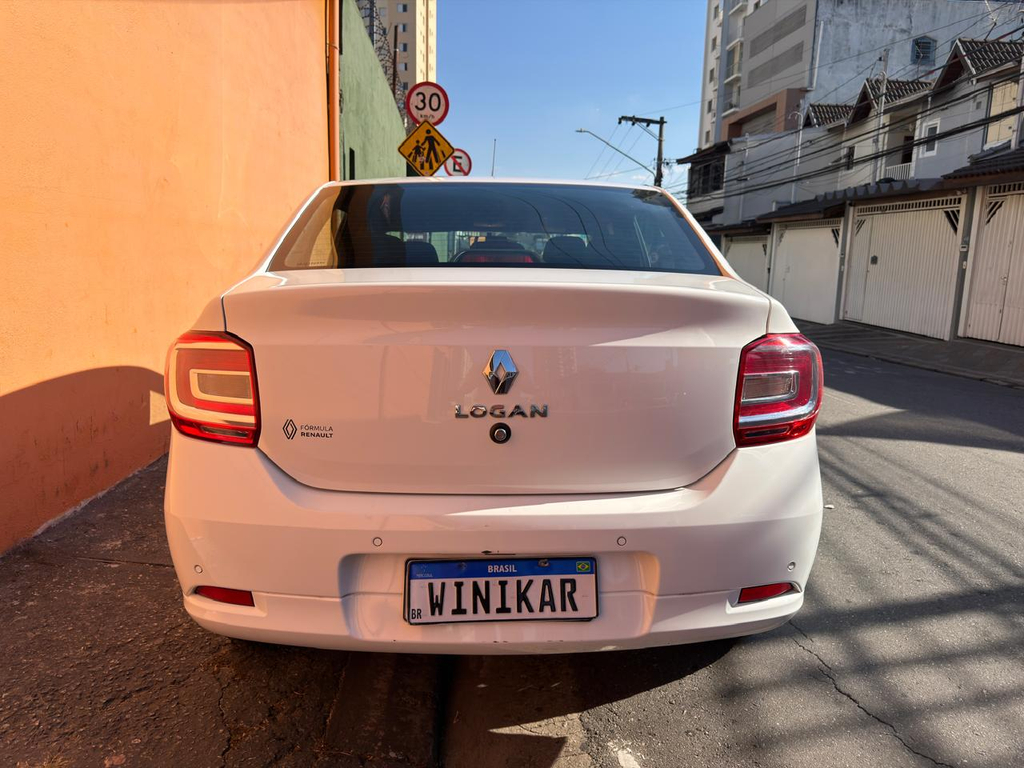 Renault Logan Branco