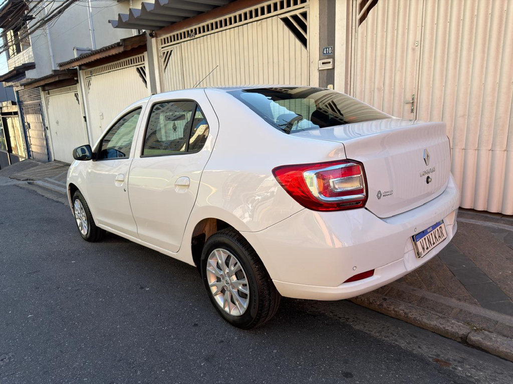 Renault Logan Branco