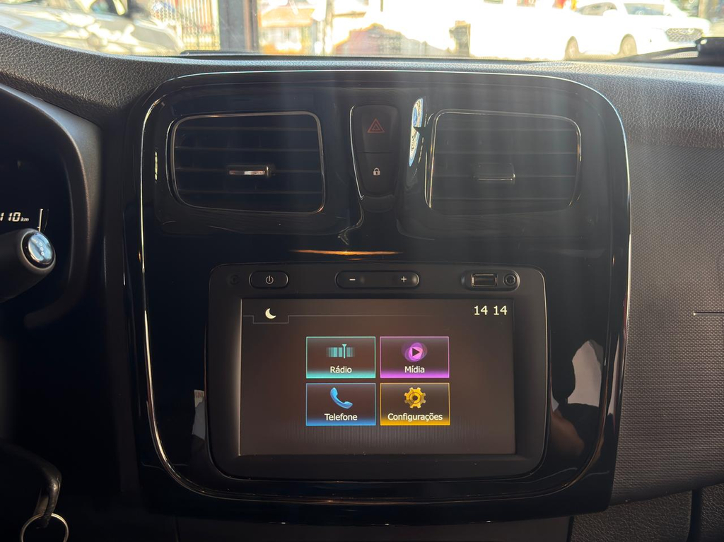 Renault Logan Branco
