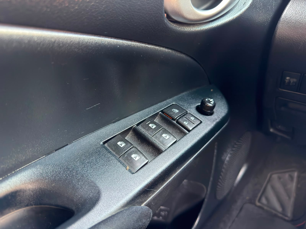 Toyota Yaris Branco