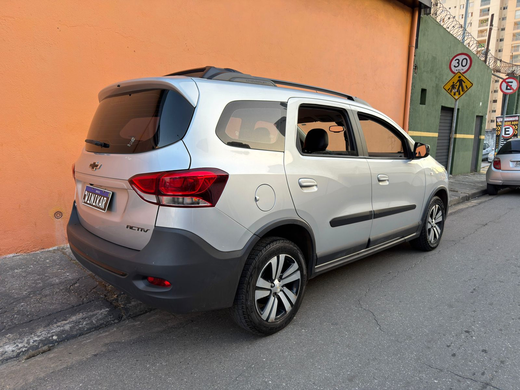Chevrolet Spin Prata