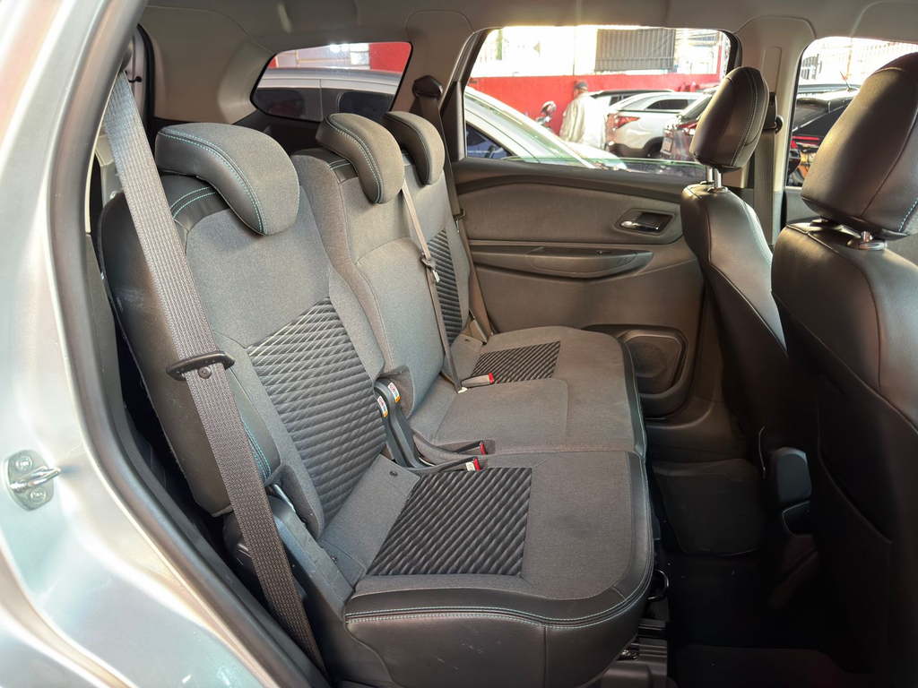 Chevrolet Spin Prata