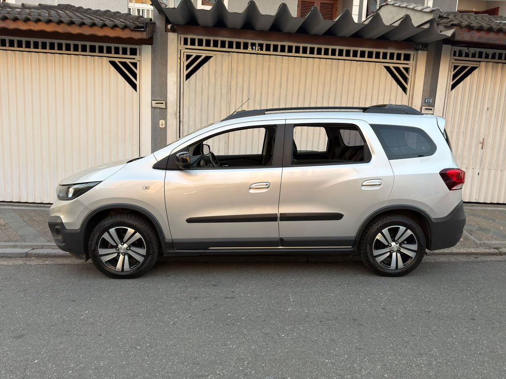 Chevrolet Spin Prata