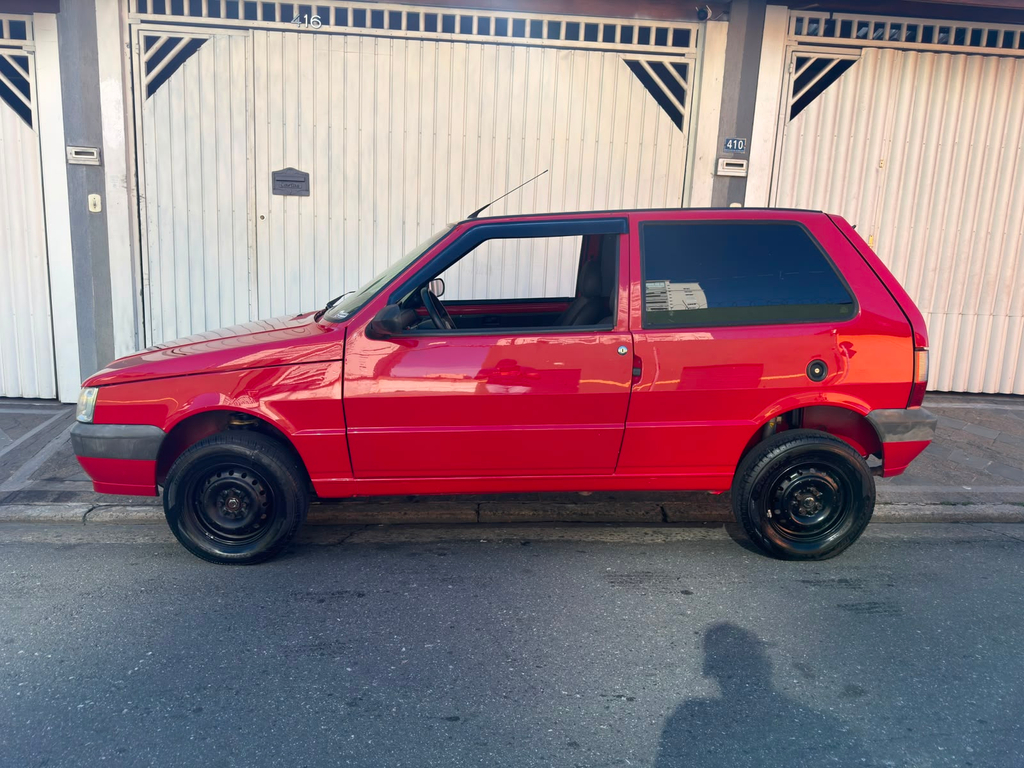 Fiat Uno Vermelho