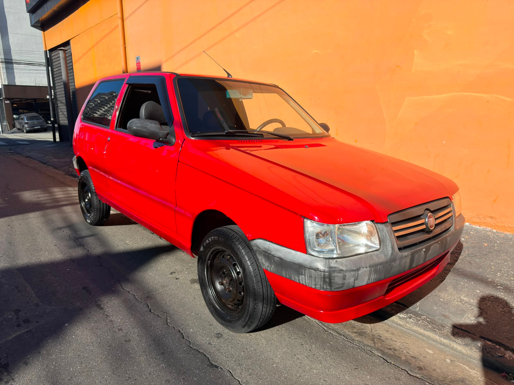Fiat Uno Vermelho