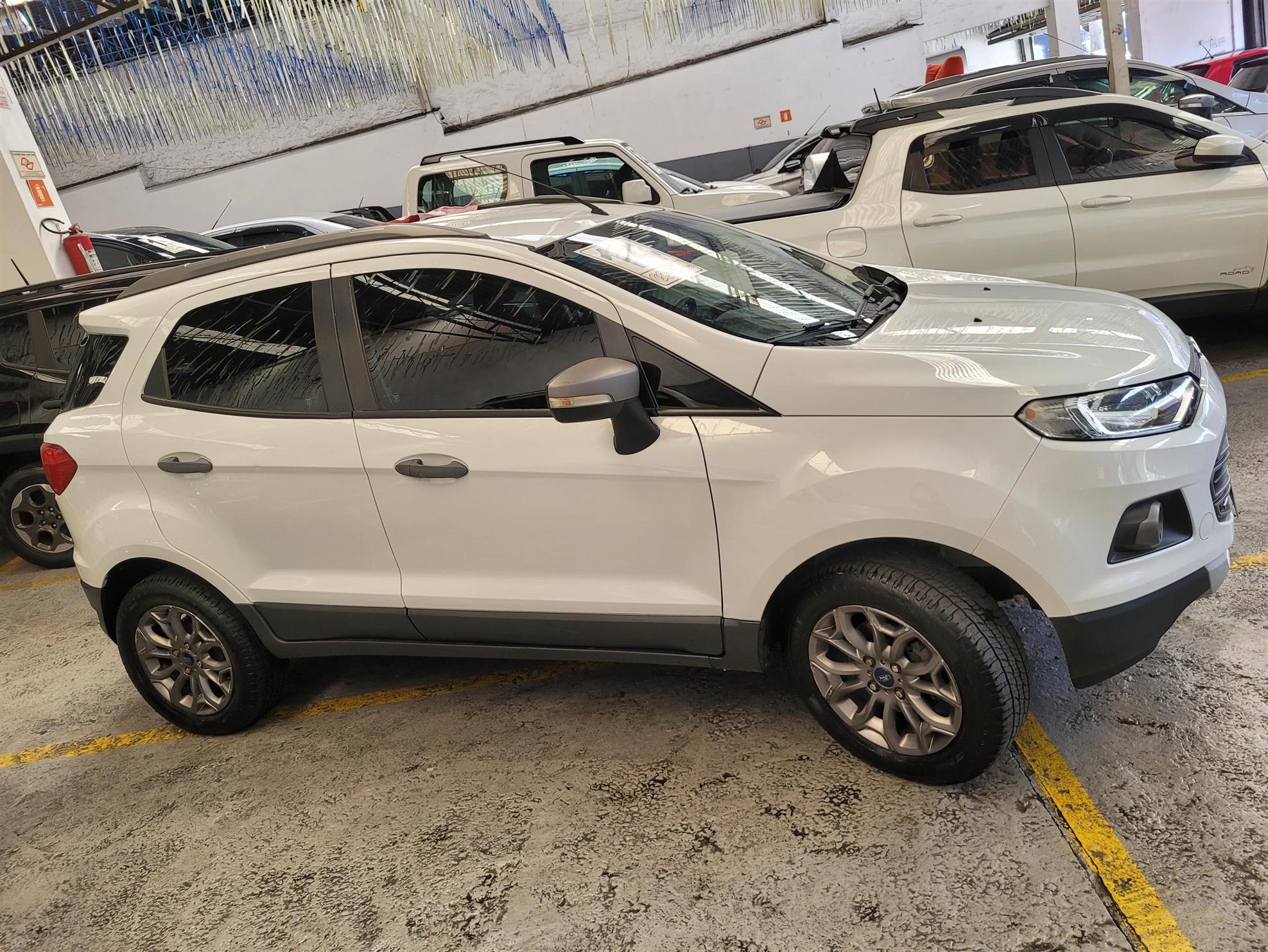 Ford EcoSport Branco