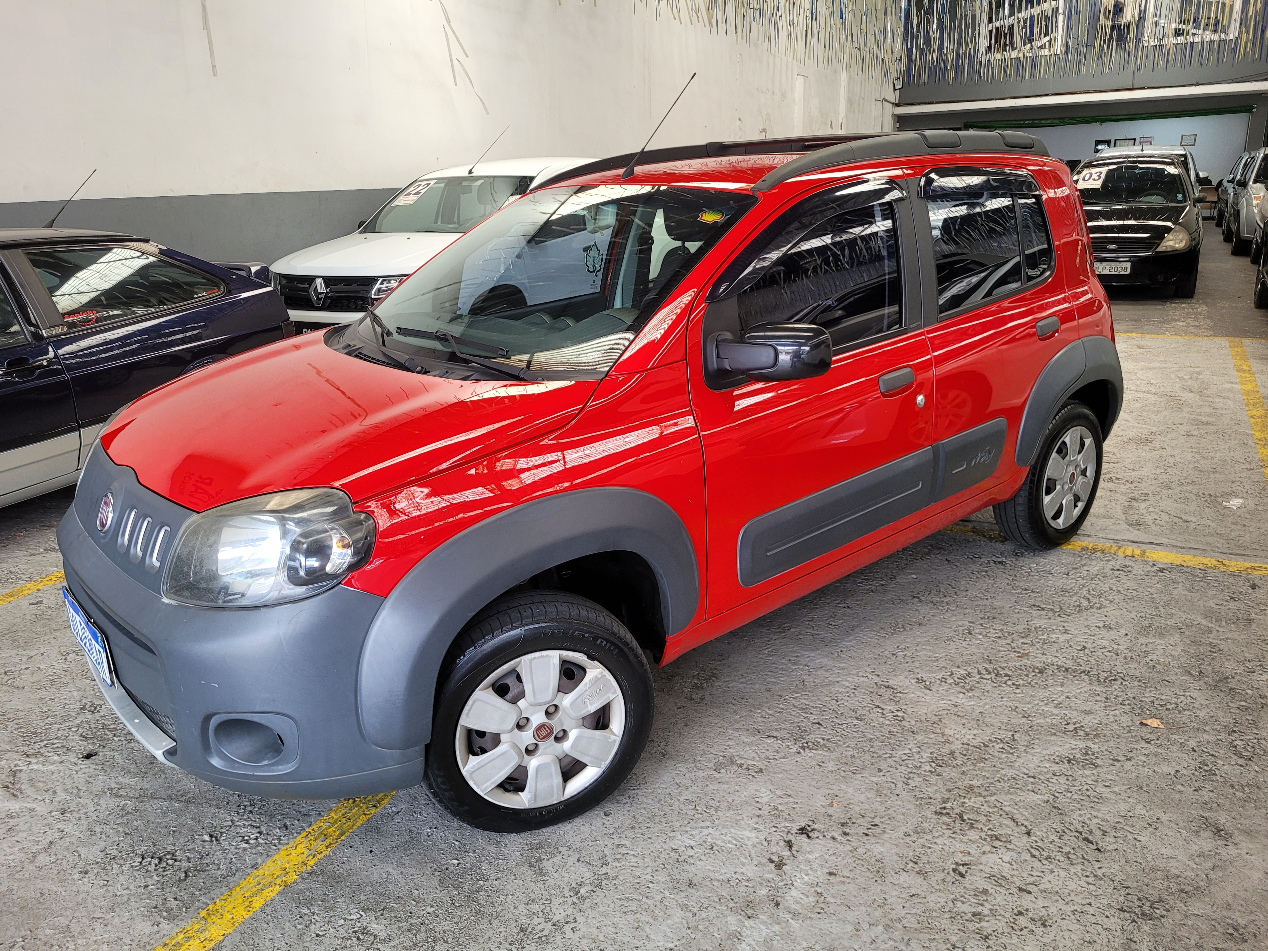 Fiat Uno Vermelho