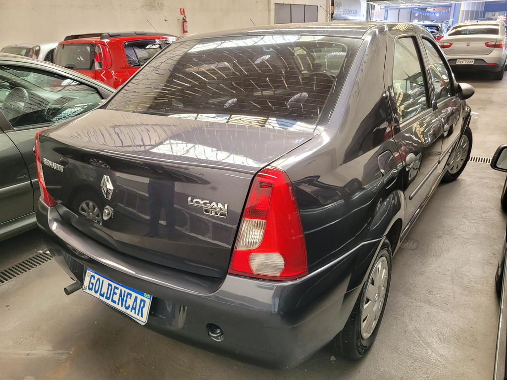 Renault Logan Cinza
